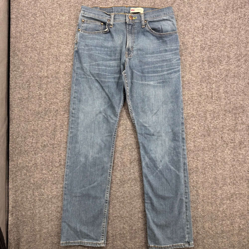 Wrangler Men Straight Fit Medium Wash Stretch Denim Jeans 30 work Jeans Western